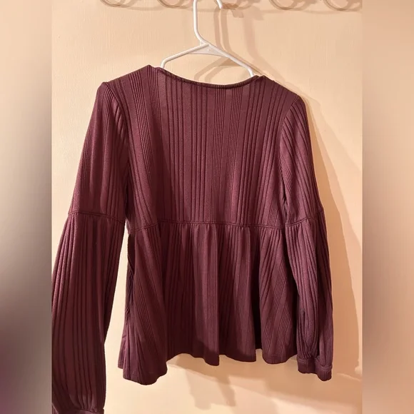 SO brand (Kohl’s) super soft plum babydoll long sleeved blouse | XS - Picture 2 of 2